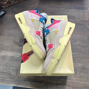 Jordan 4 Retro Union Guava Ice Size 10 (Pre-Owned) - Image 1