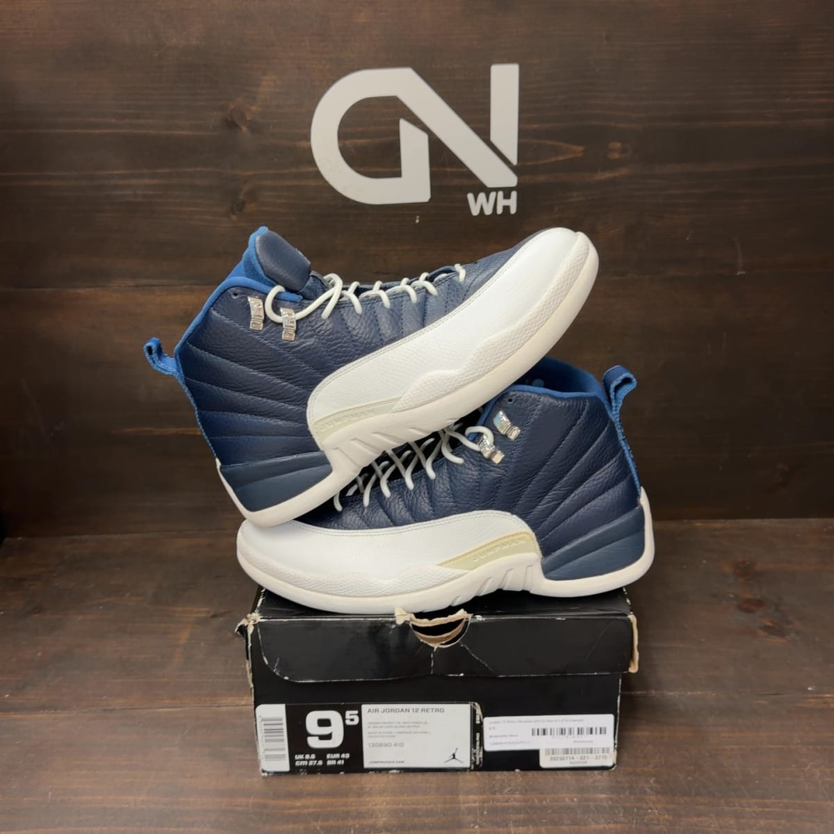Jordan 12 Retro Obsidian (2012) Size 9.5 (Pre-Owned) - front