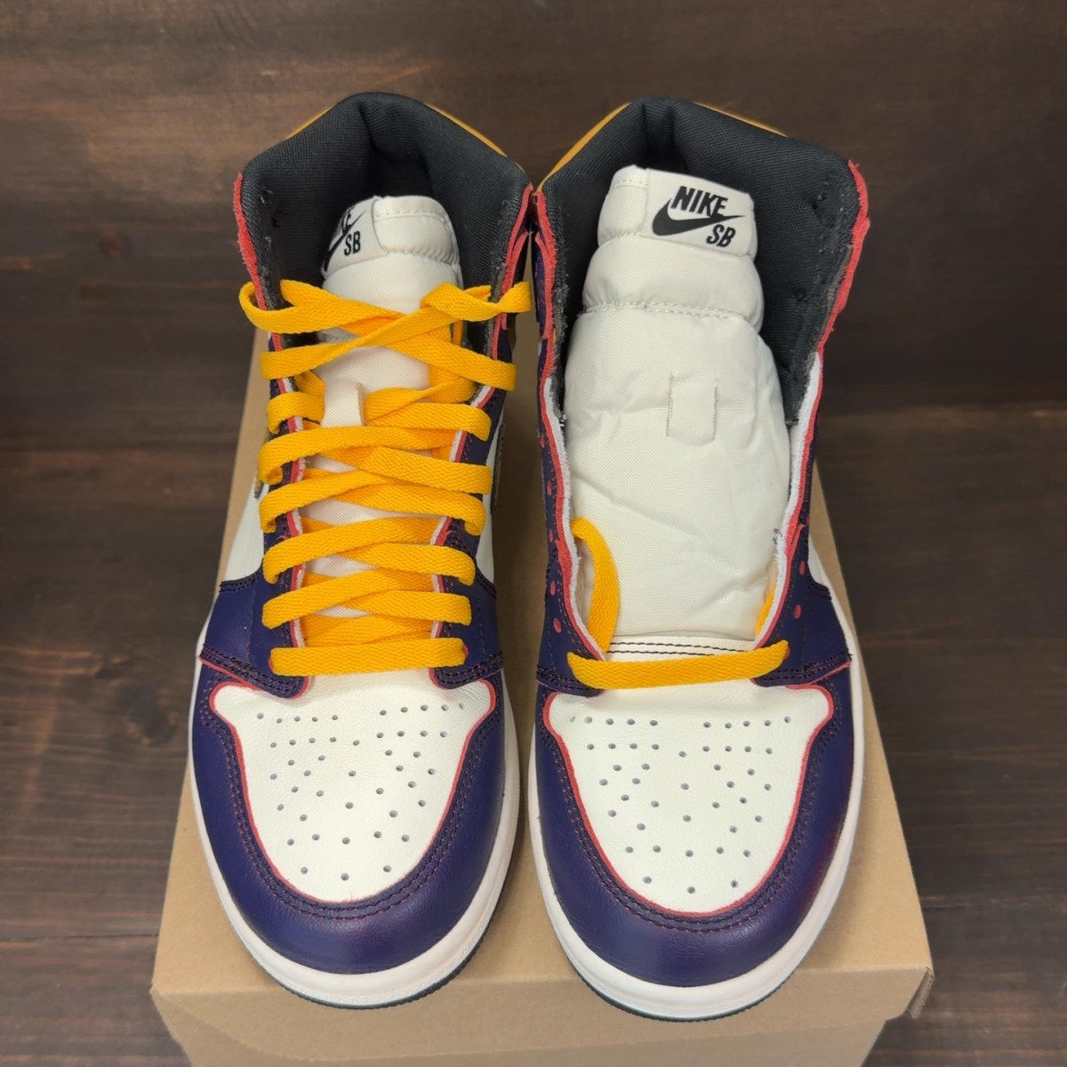 Jordan 1 Retro High OG Defiant SB LA to Chicago Size 8 (Pre-Owned) - Image 3