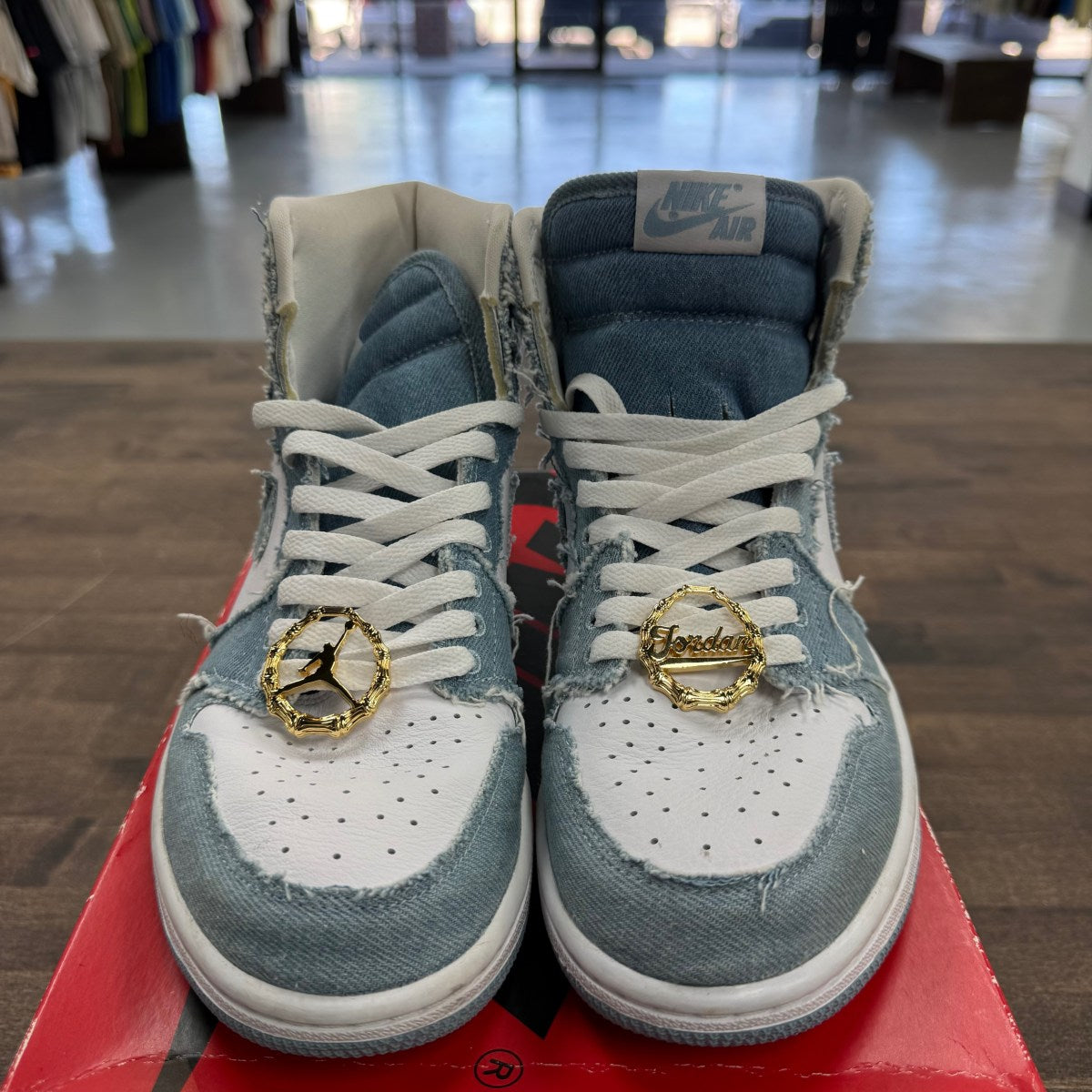 Jordan 1 Retro High OG Denim (Women's) Size 9W (Pre-Owned) - Image 3