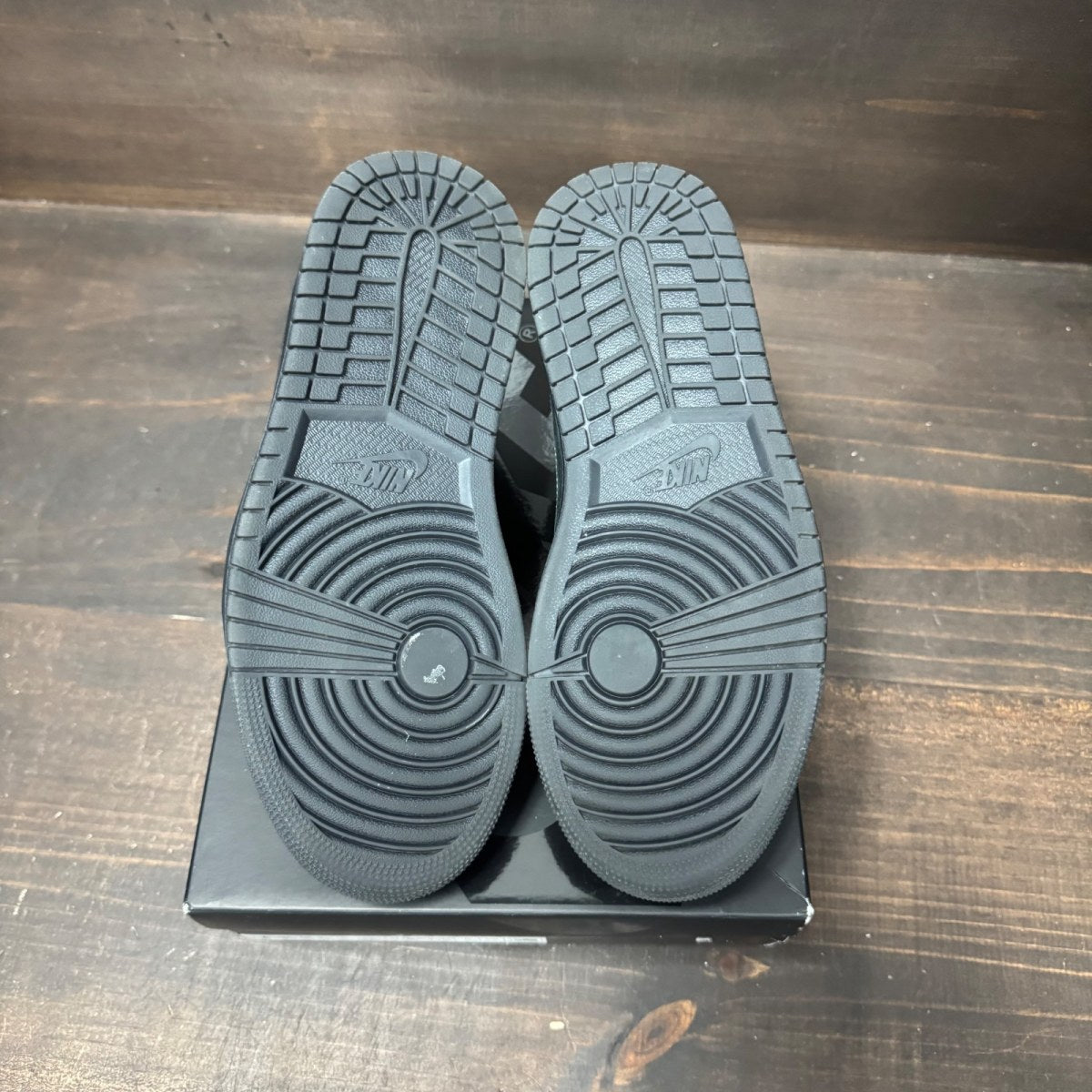 Jordan 1 Retro Low OG SP Travis Scott Black Phantom - Image 6