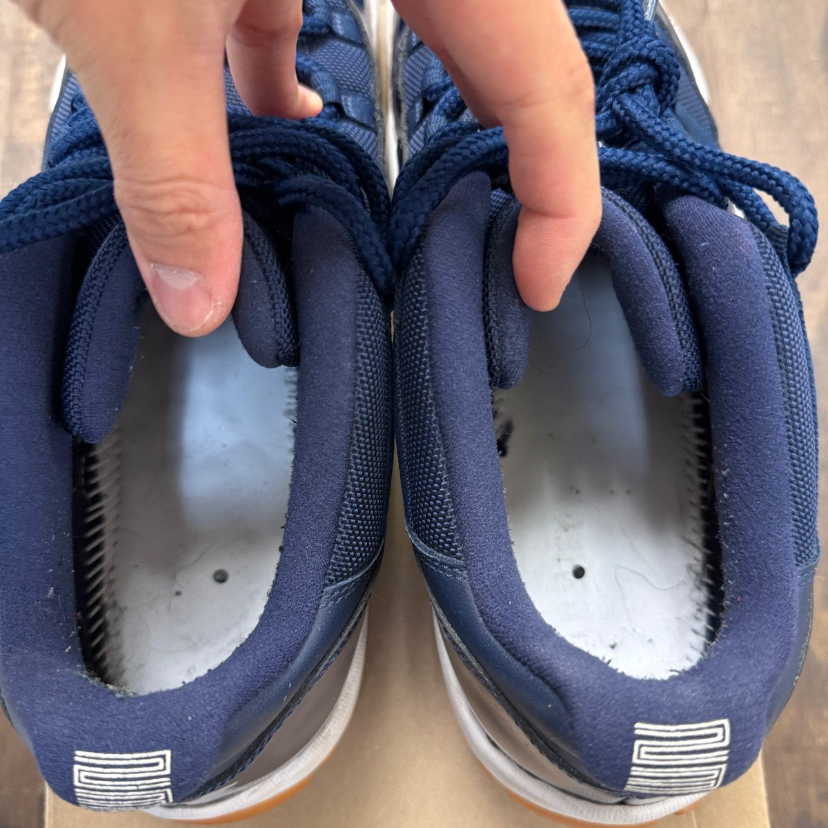 Jordan 11 Retro Low Midnight Navy Size 11.5 (Pre-Owned) - Image 4