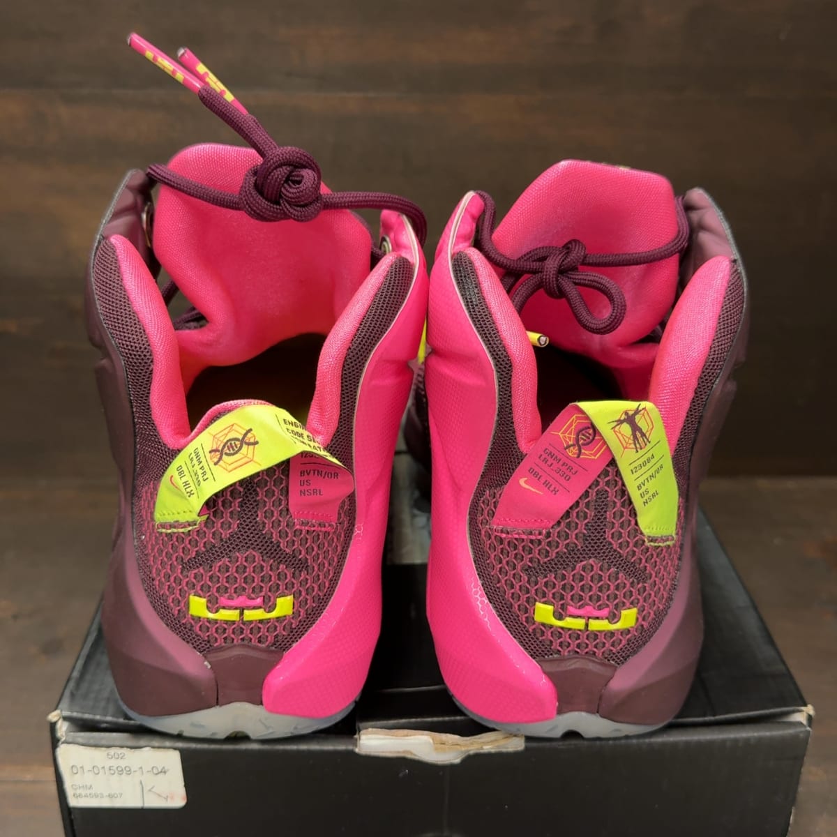 Nike LeBron 12 Double Helix Size 9 (Pre-Owned) - aux