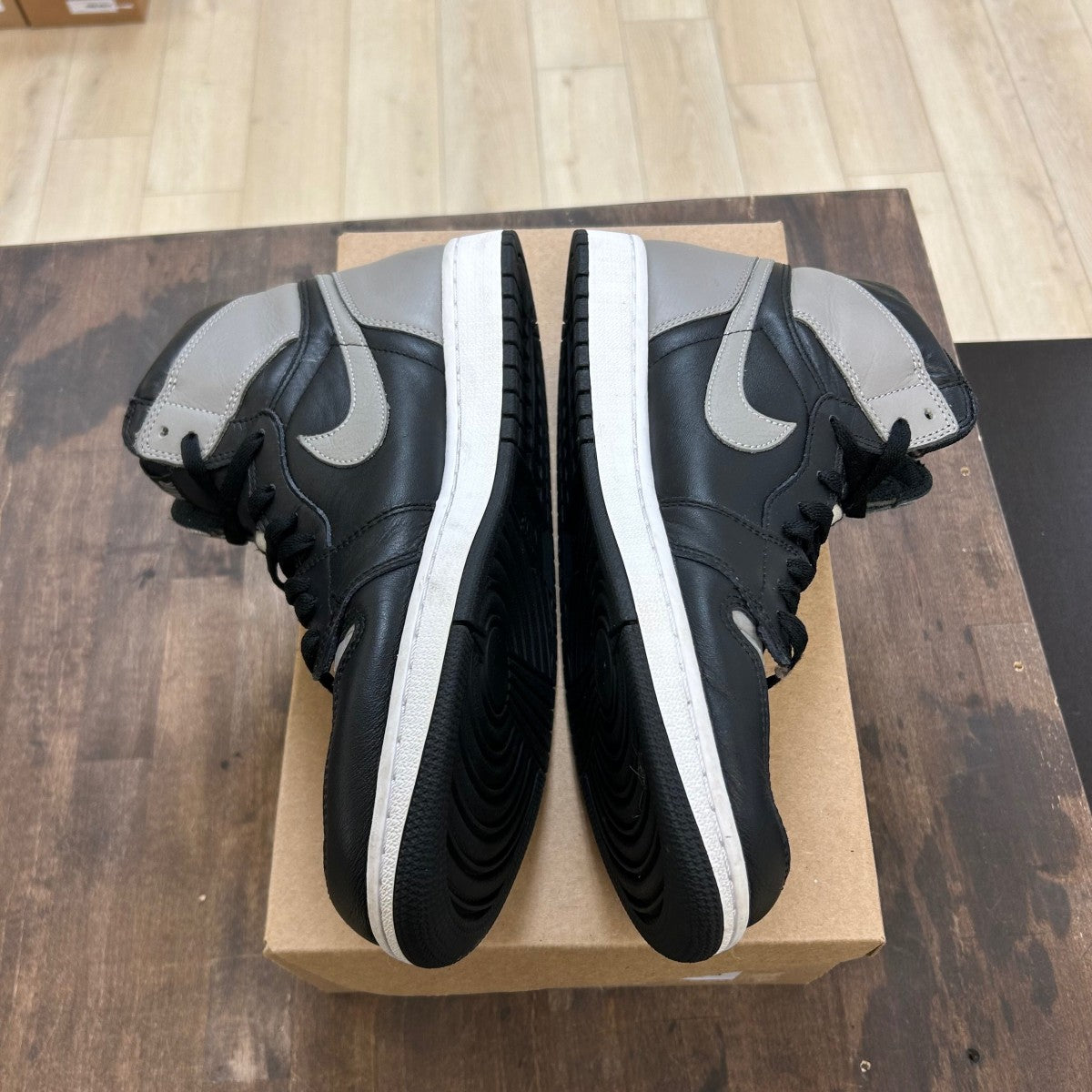 Jordan 1 Retro High Shadow (2018) Size 11.5 (Pre-Owned) - Image 3