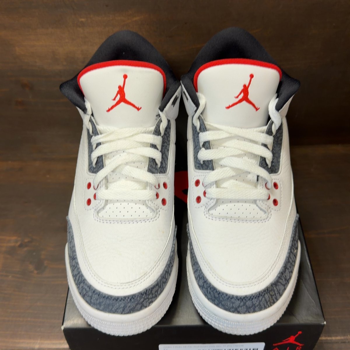 Jordan 3 Retro SE Fire Red Denim (GS) Size 7Y (Pre-Owned) - tag