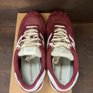 New Balance 574 Classic Crimson Size 11.5 (Pre-Owned) - Image 5