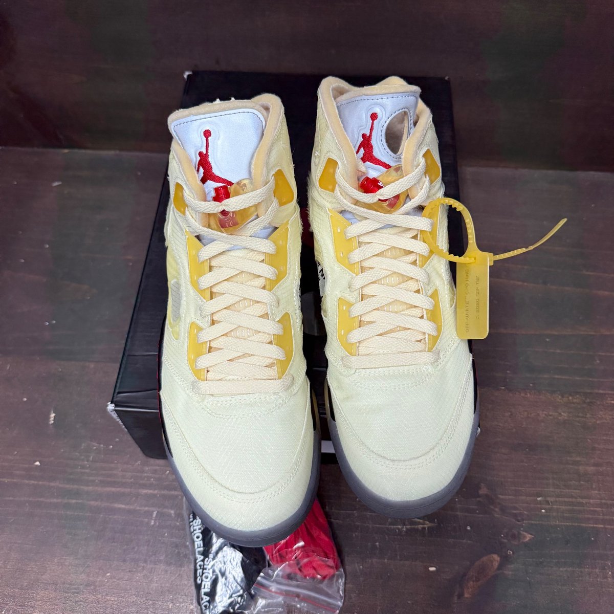 Jordan 5 Retro Off-White Sail Size 10.5 (Pre-Owned) - back