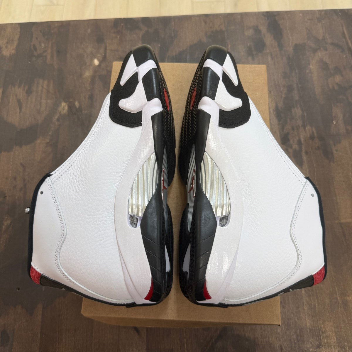 Jordan 14 Retro Black Toe (2024) Size 10 (Pre-Owned) - Image 4