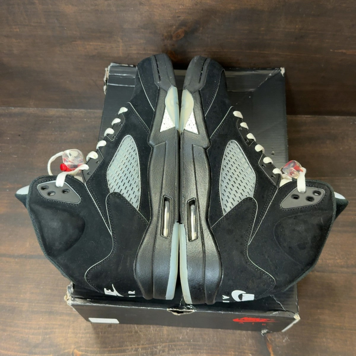 Jordan 5 Retro OG Black Metallic Reimagined Size 11.5 (Pre-Owned)