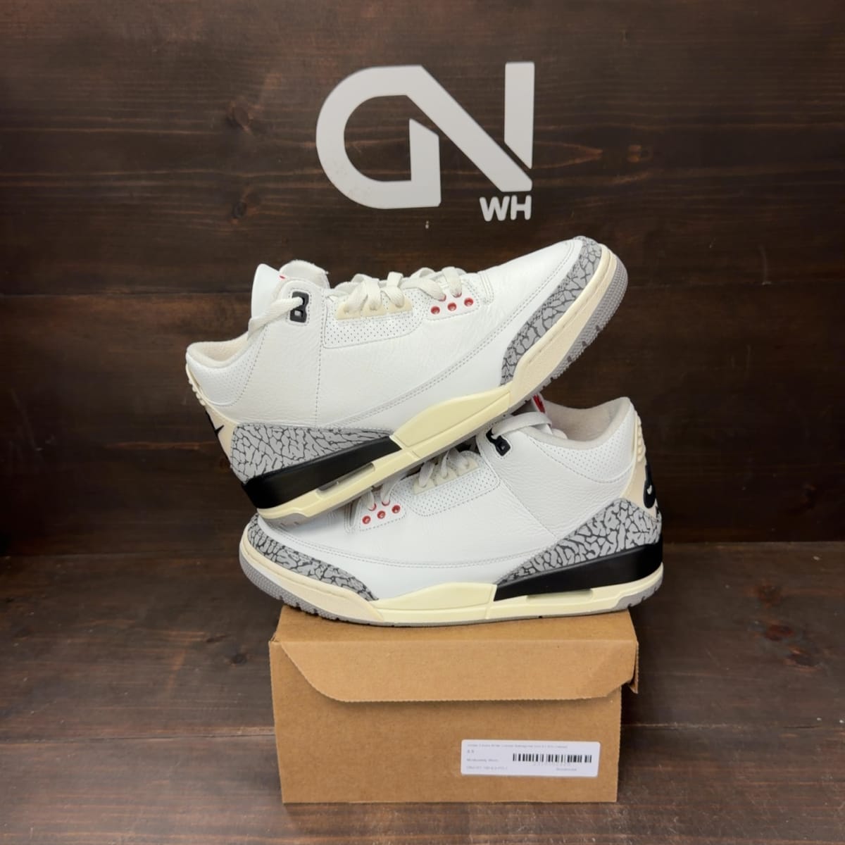 Jordan 3 Retro White Cement Reimagined Size 8.5 (Pre-Owned) - front