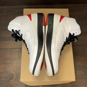Jordan 2 Retro OG Chicago (2022) (Women's) Size 8.5W (Pre-Owned) - Image 4