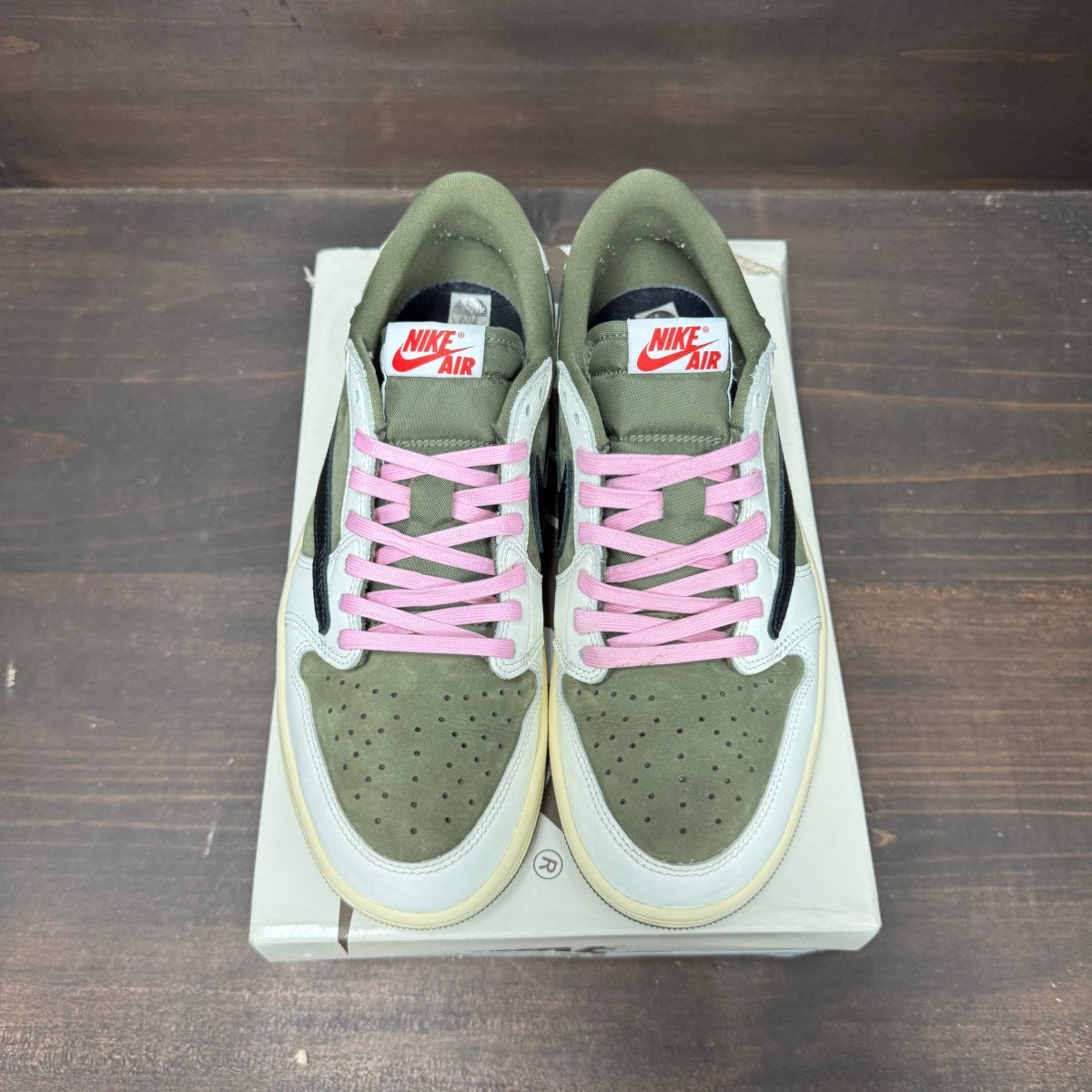 Jordan 1 Retro Low OG SP Travis Scott Medium Olive - Image 4