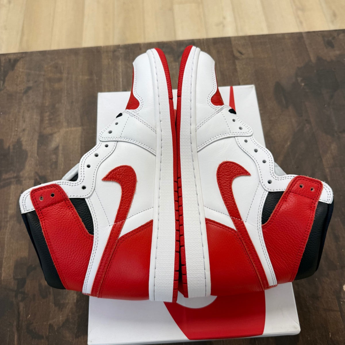 Jordan 1 Retro High OG Heritage - Image 4