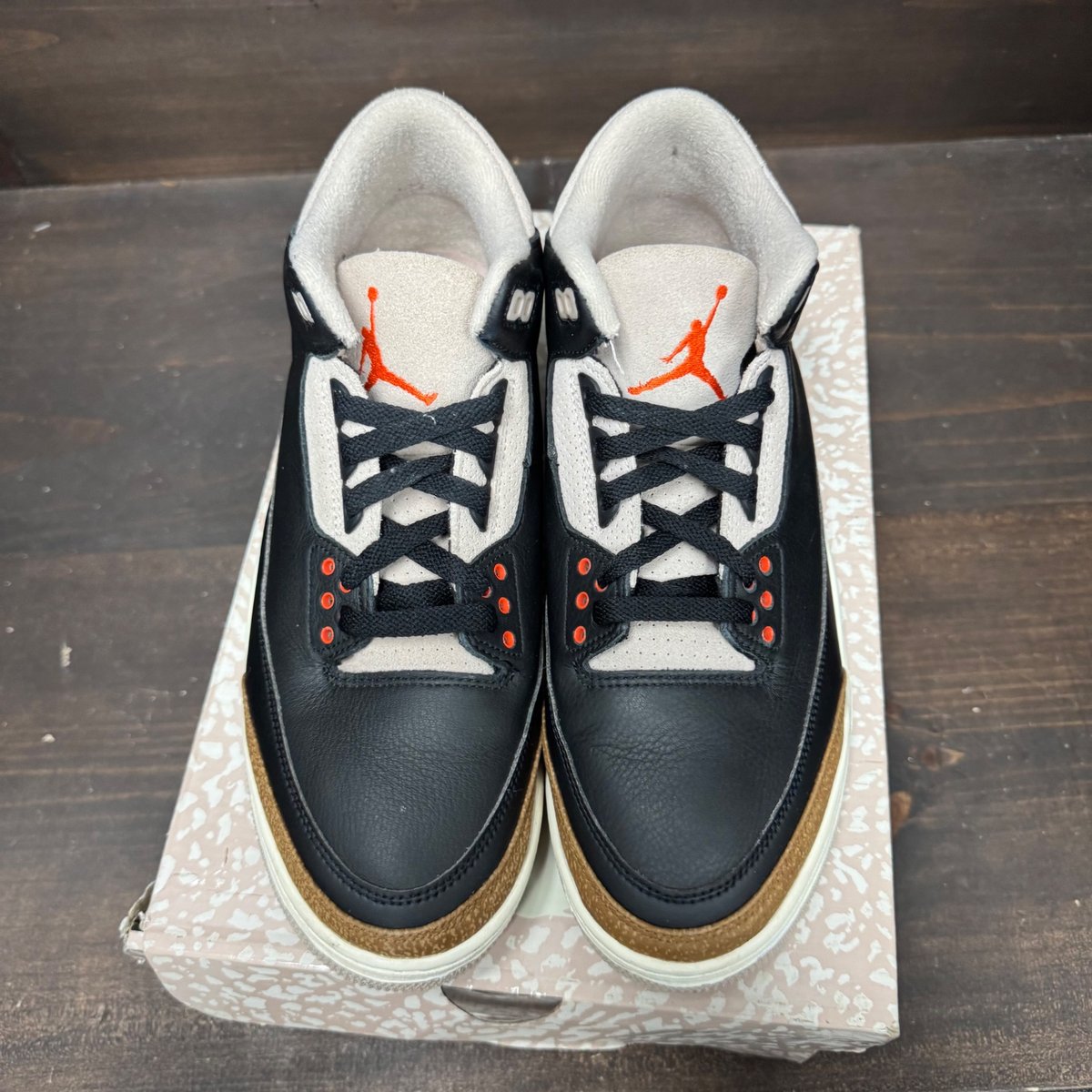 Jordan 3 Retro Desert Elephant Size 11 (Pre-Owned) - side