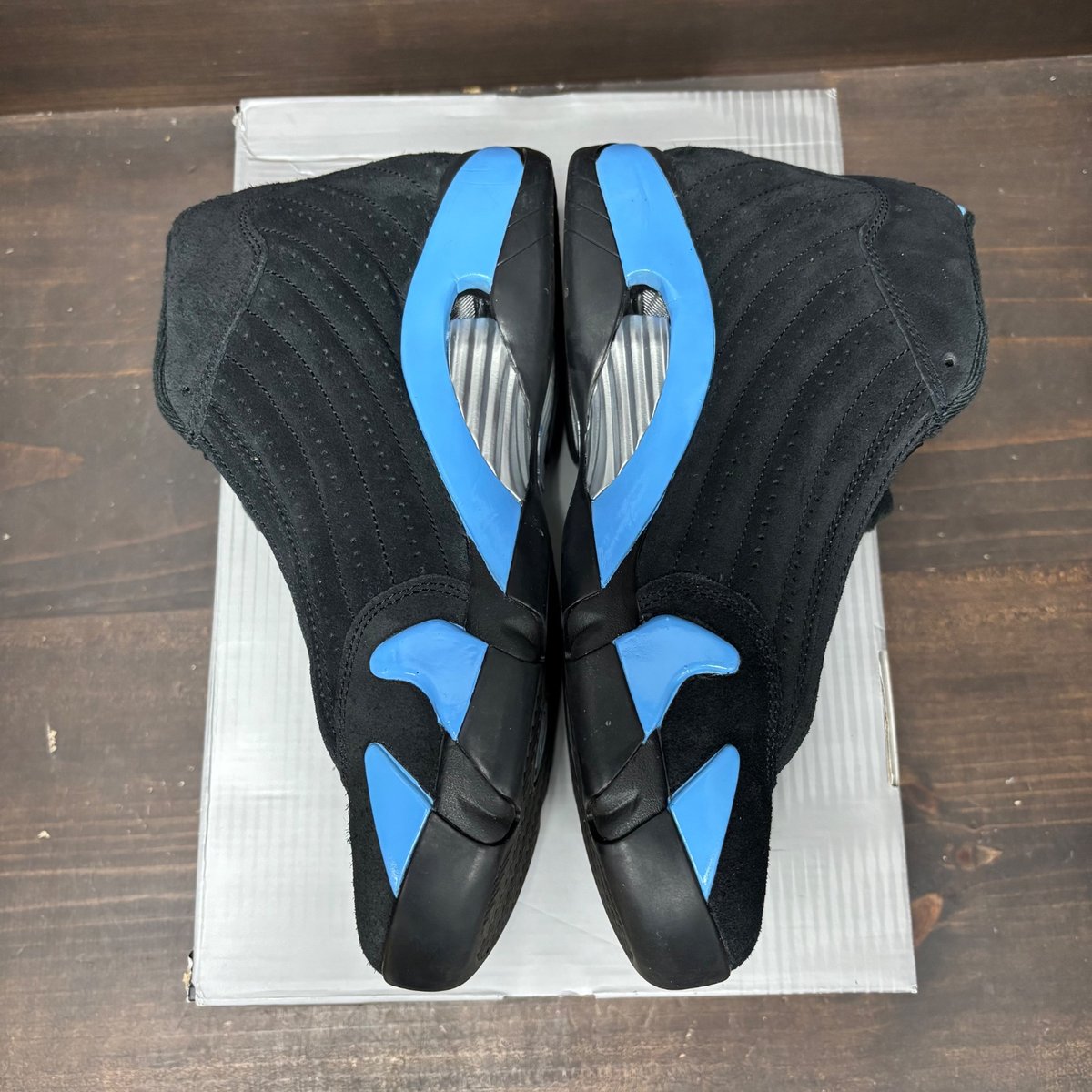 Jordan 14 Retro Black University Blue (2026) Size 9 (Pre-Owned) - tag