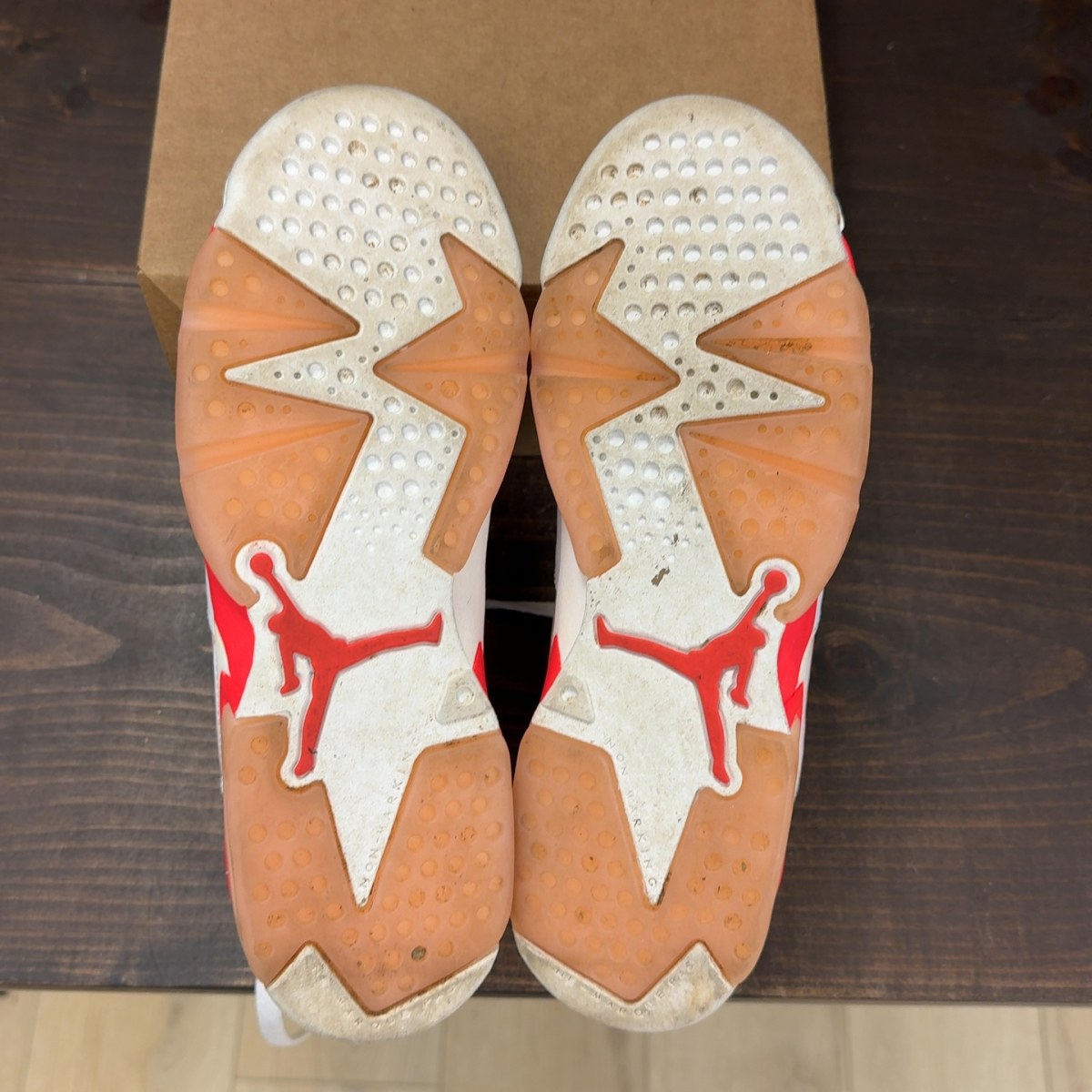 Jordan 6 Retro Low Atmosphere (GS) Size 7Y (Pre-Owned) - Image 8