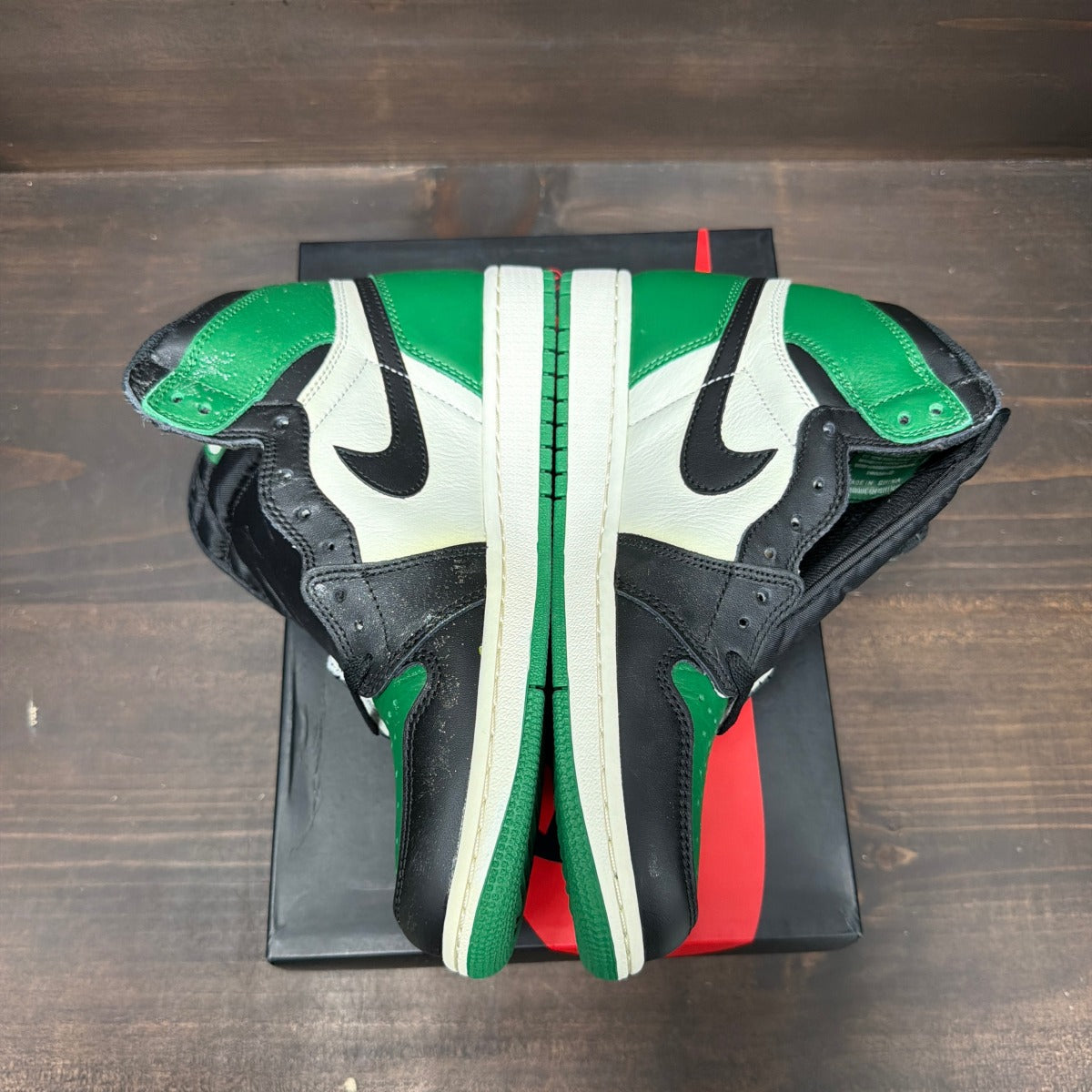 Jordan 1 Retro High Pine Green Size 8