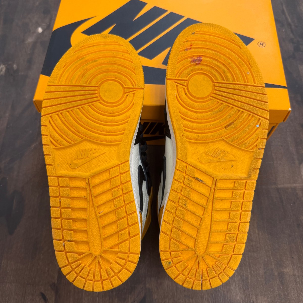 Jordan 1 Retro High OG Taxi - Image 3