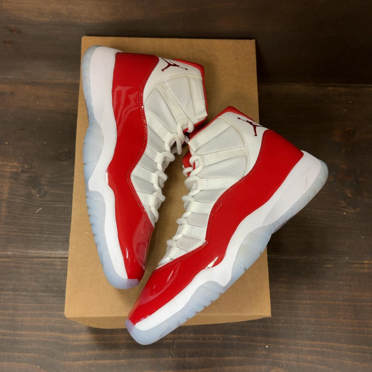 Jordan 11 Retro Cherry (2022) Size 7 (Pre-Owned) - Image 2
