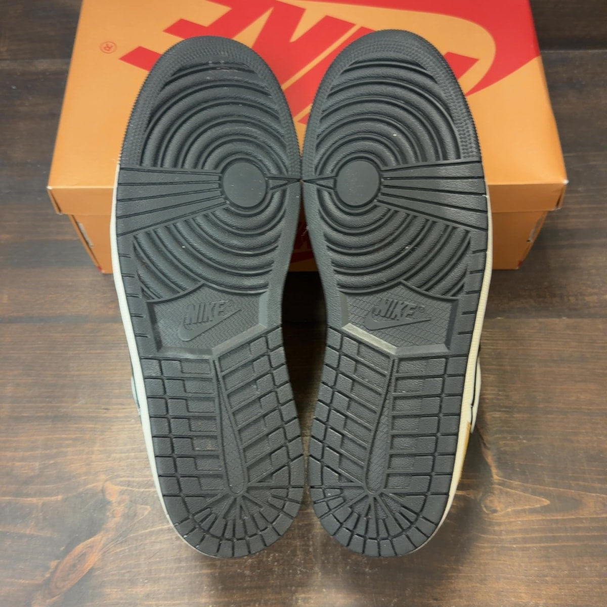 Jordan 1 Low OG Rookie of the Year - Image 7