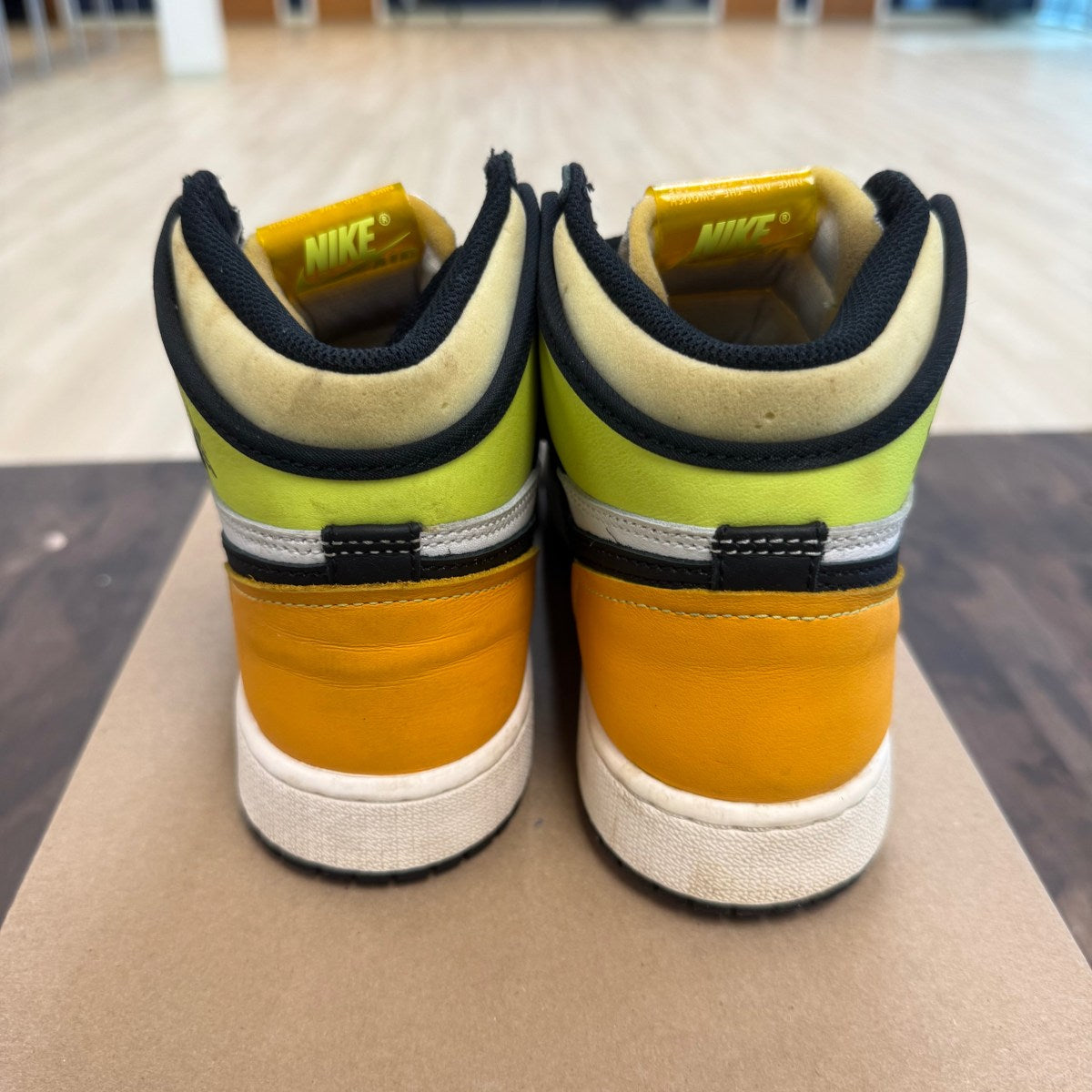 Jordan 1 Retro High OG Visionaire - Image 5