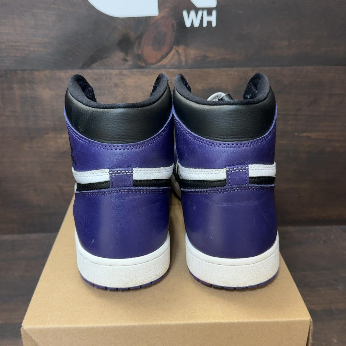 Jordan 1 Retro High Court Purple Size 13 (Pre-Owned) - Image 5