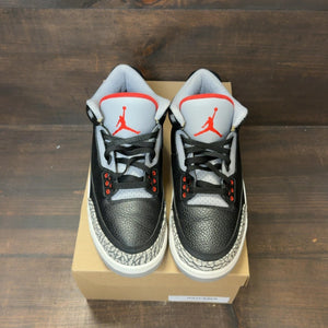 Jordan 3 Retro Black Cement (2018) Size 8.5 (Pre-Owned) - Image 3