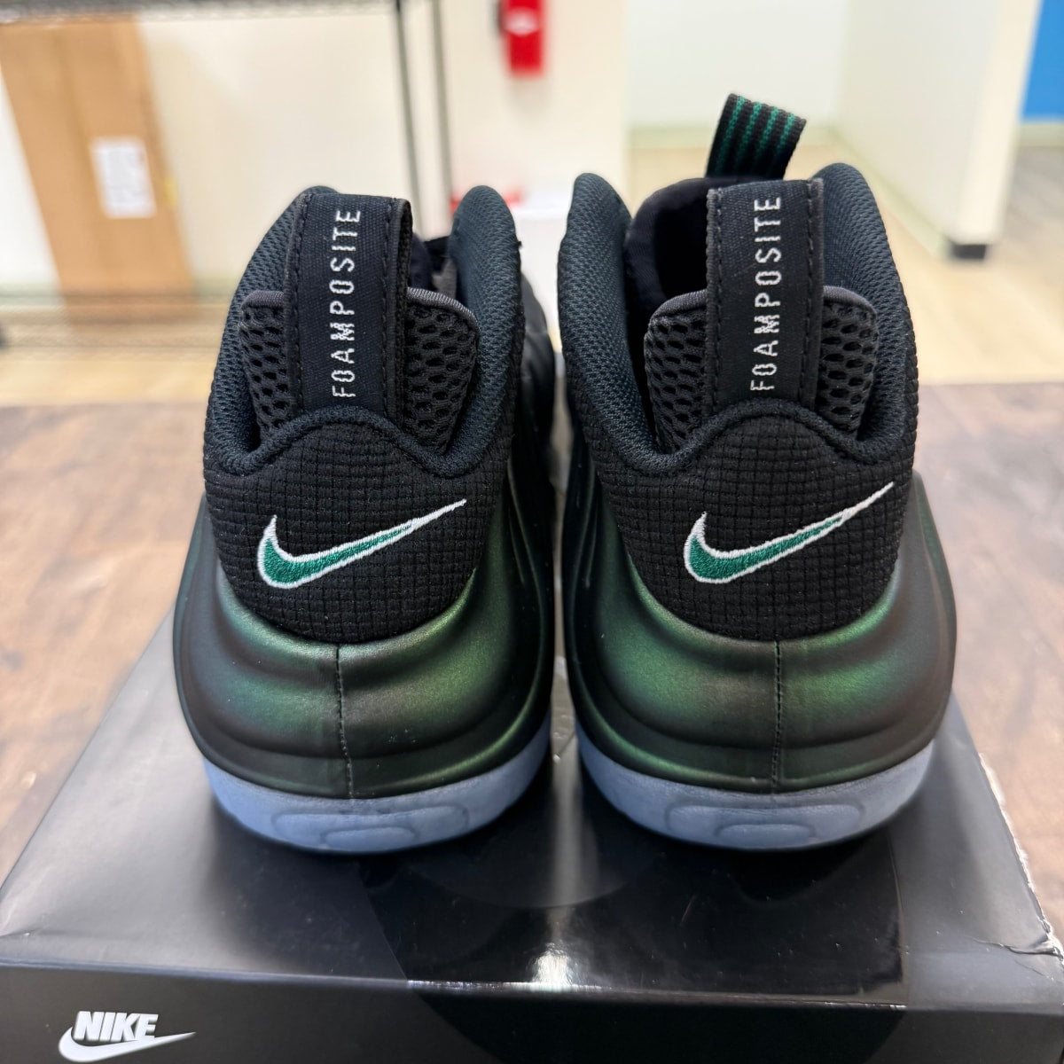 Nike Air Foamposite Pro Pine Green (2025) - Image 3