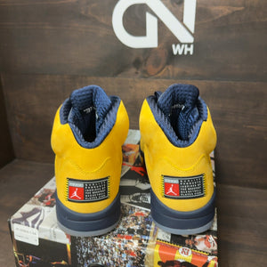 Jordan 5 Retro Michigan (2019) - Image 4