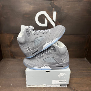 Jordan 5 Retro Wolf Grey (2026) - Image 1