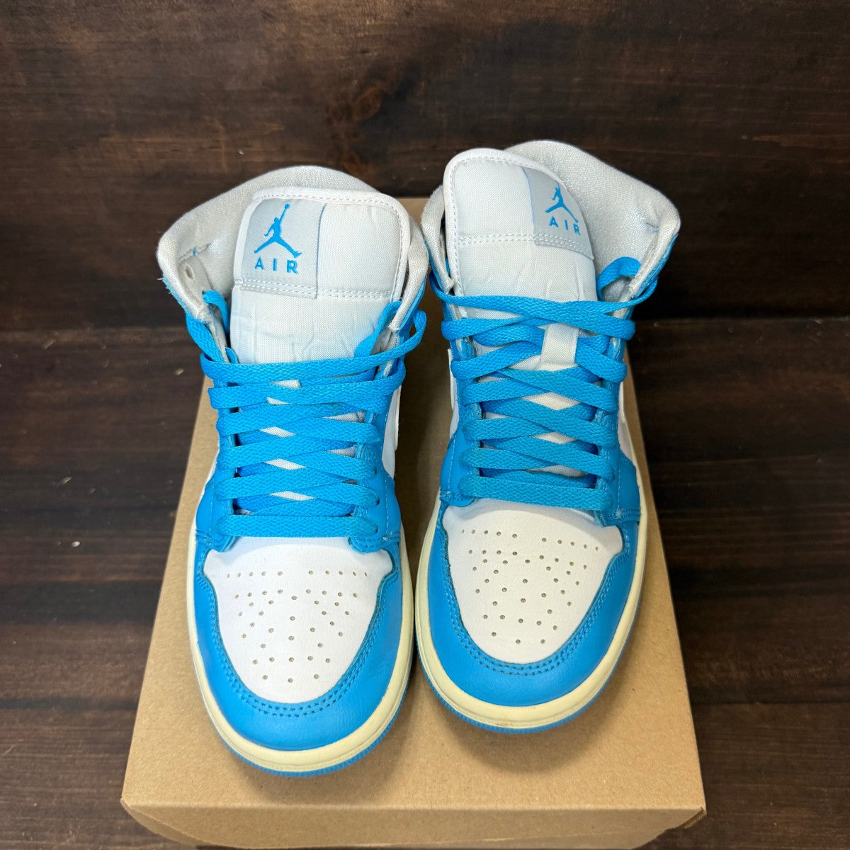 Jordan 1 Mid Dark Powder Blue White Sail Neutral Grey (Women's) Size 6.5W (Pre-Owned) - Image 3