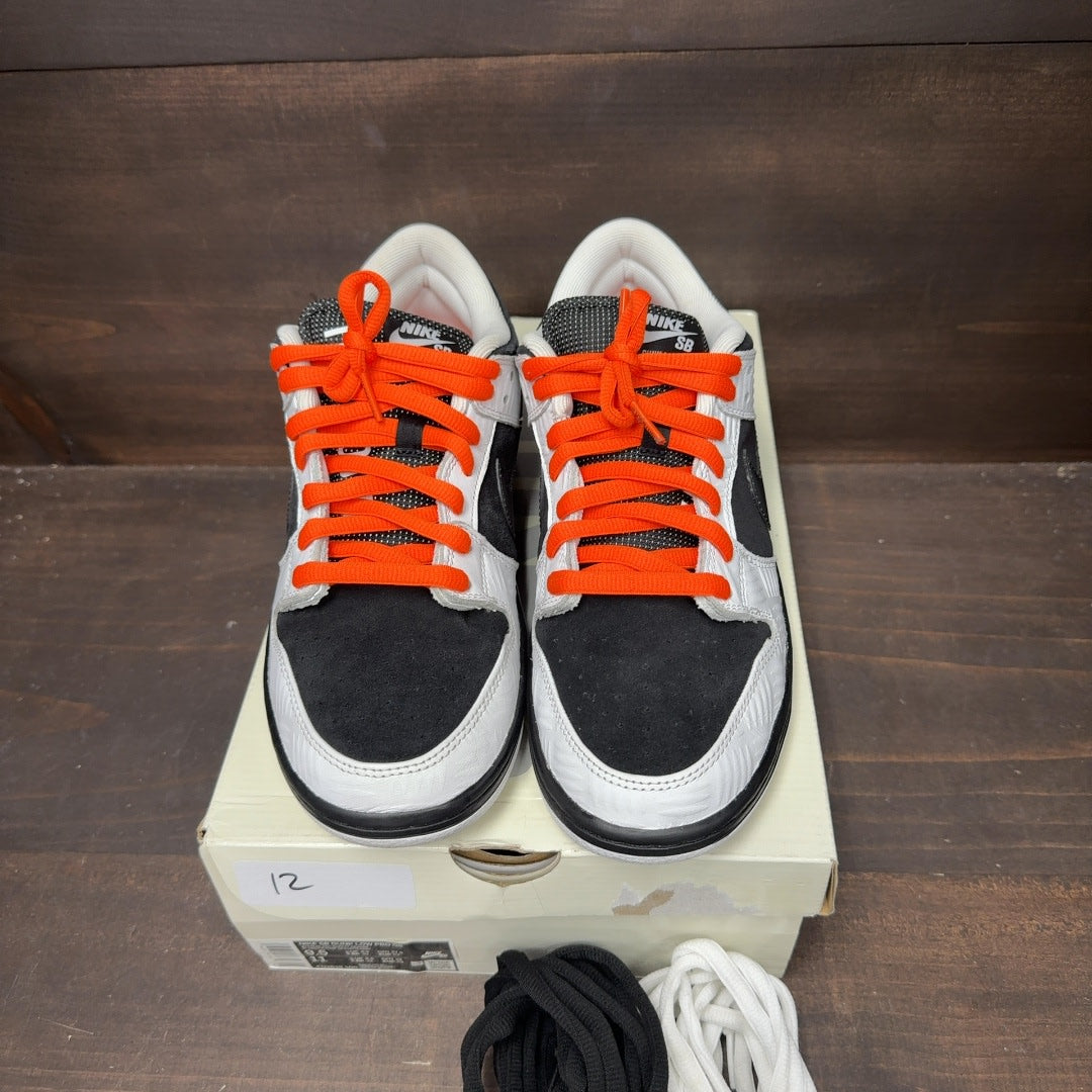 Nike SB Dunk Low TIGHTBOOTH - Image 2