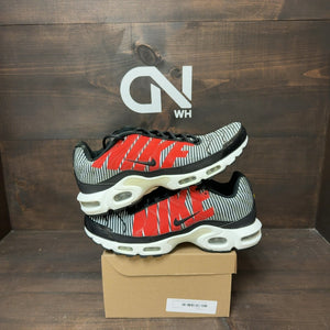 Nike Air Max Plus Striped Black White Size 12 (Pre-Owned) - Image 1