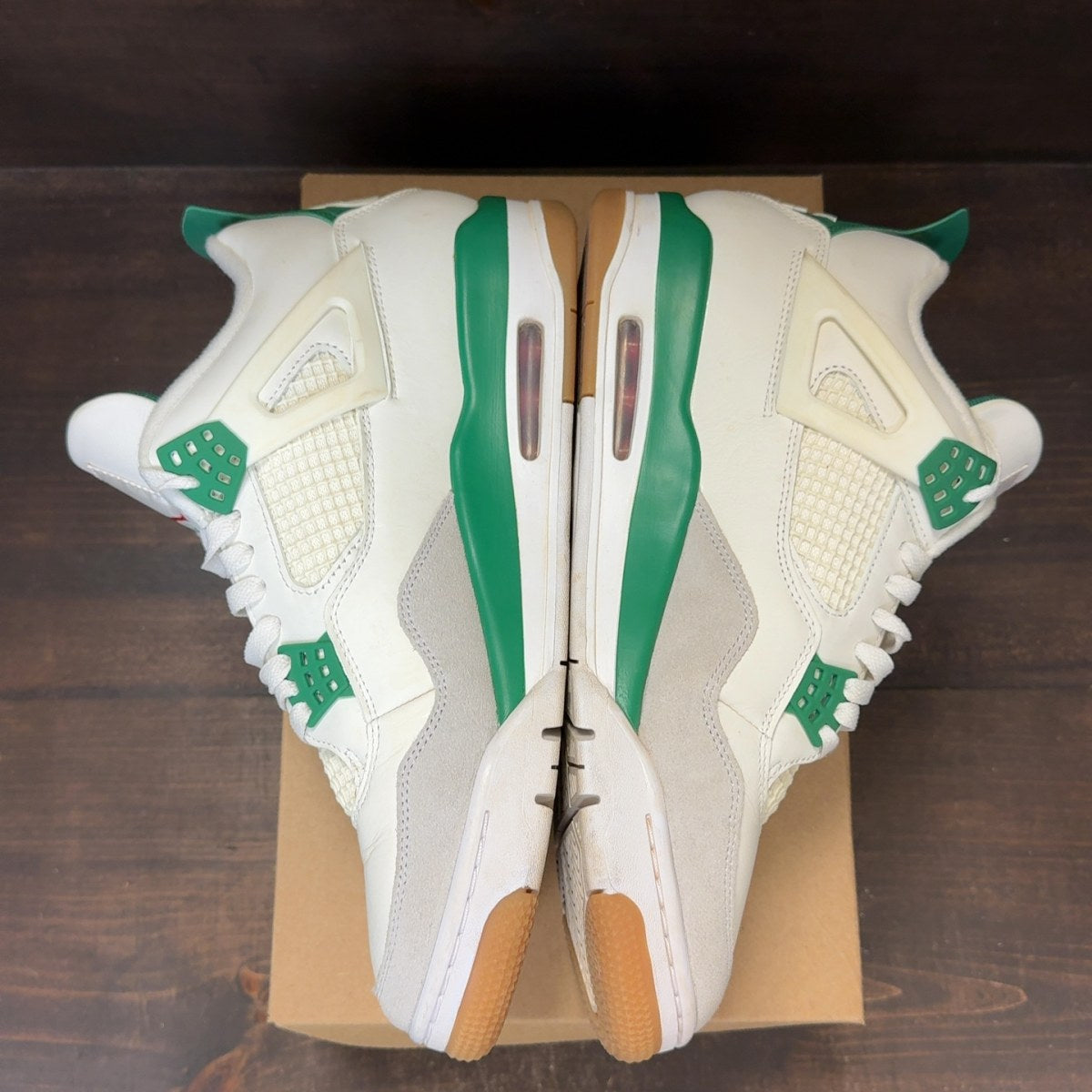 Jordan 4 Retro SB Pine Green Size 12 (Pre-Owned) - Image 4