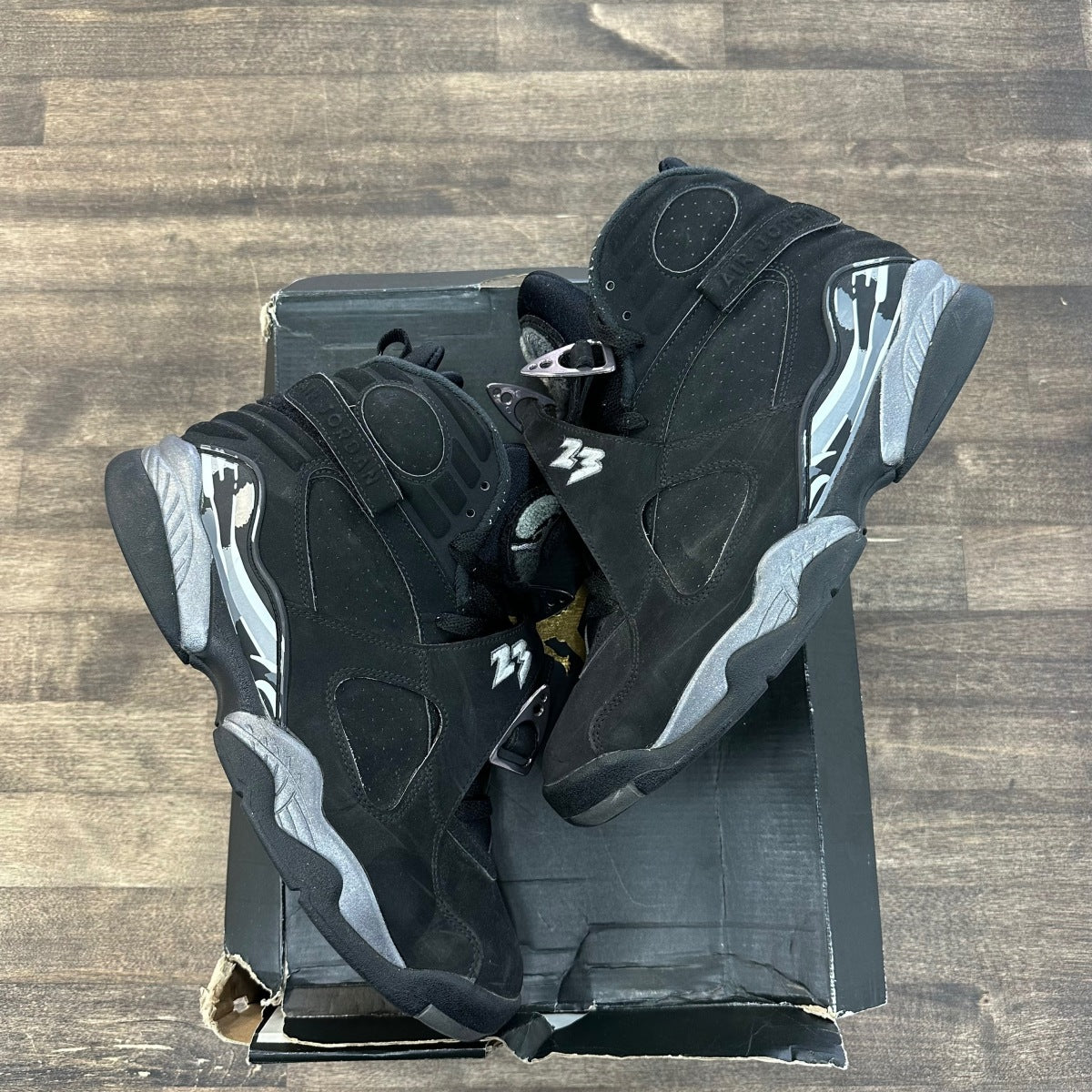 Jordan 8 Retro Chrome (2015) Size 9.5 (Pre-Owned) - Image 1