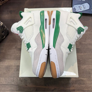 Jordan 4 Retro SB Pine Green Size 10.5 (Pre-Owned) - Image 2