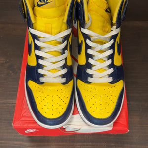 Nike Dunk High 'Michigan' 2025 - Image 3