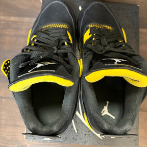 Jordan 4 Retro Thunder (2023) - Image 4