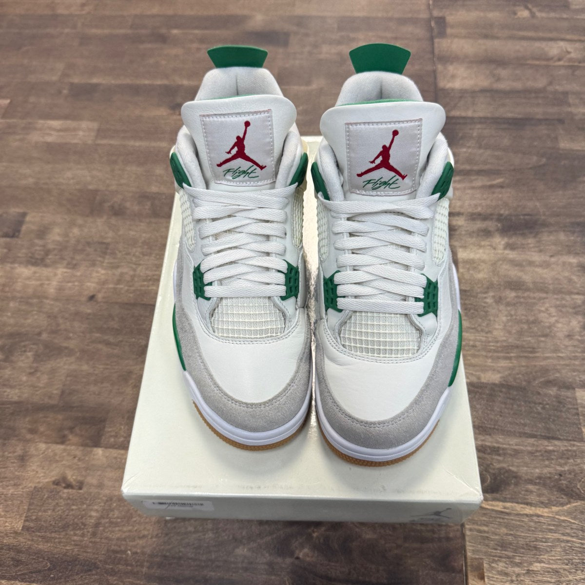 Jordan 4 Retro SB Pine Green - Image 2