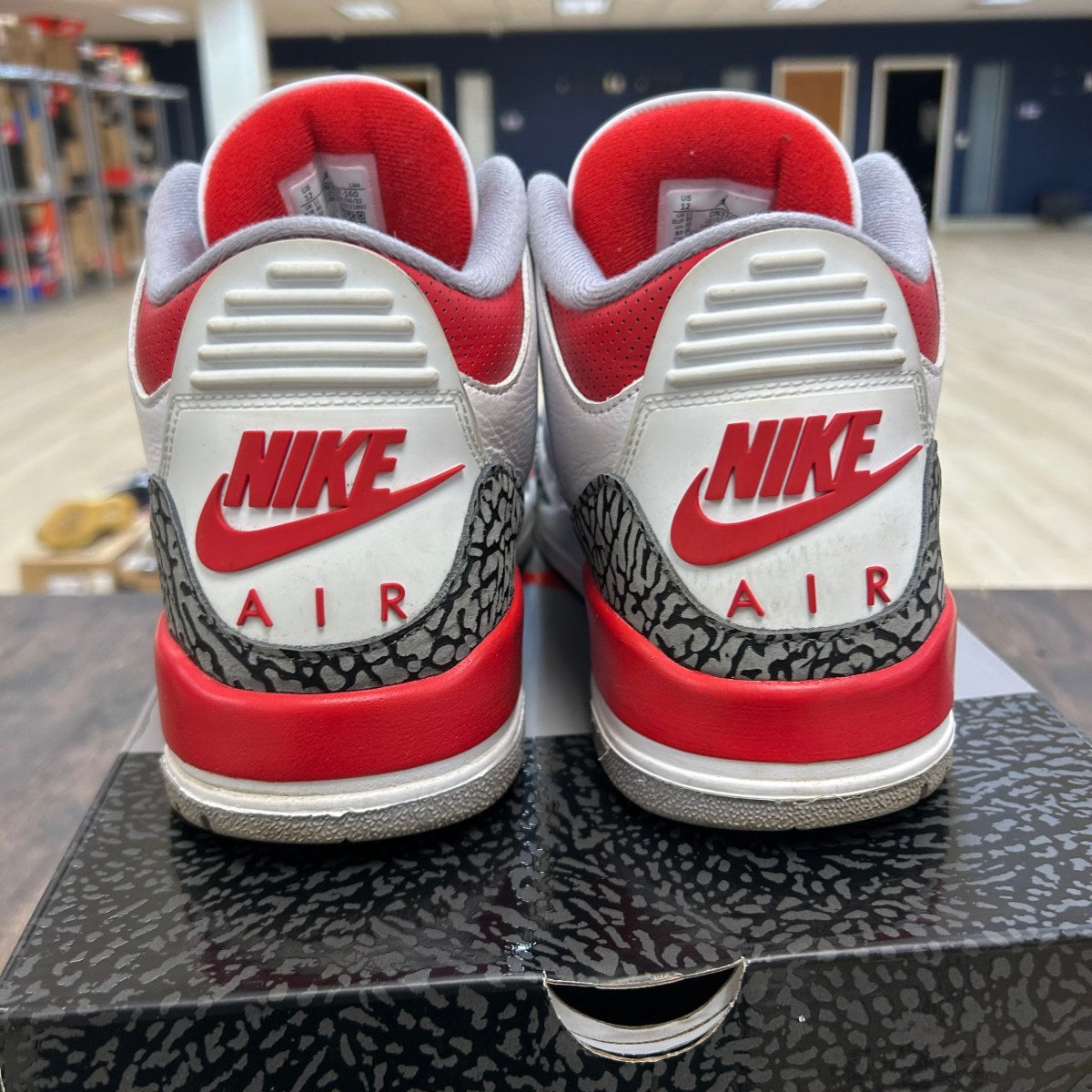 Jordan 3 Retro Fire Red (2022) Size 12 (Pre-Owned) - Image 4