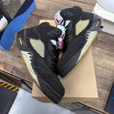 Jordan 5 Retro Black Metallic (2016) Size 10.5 (Pre-Owned) - Image 1