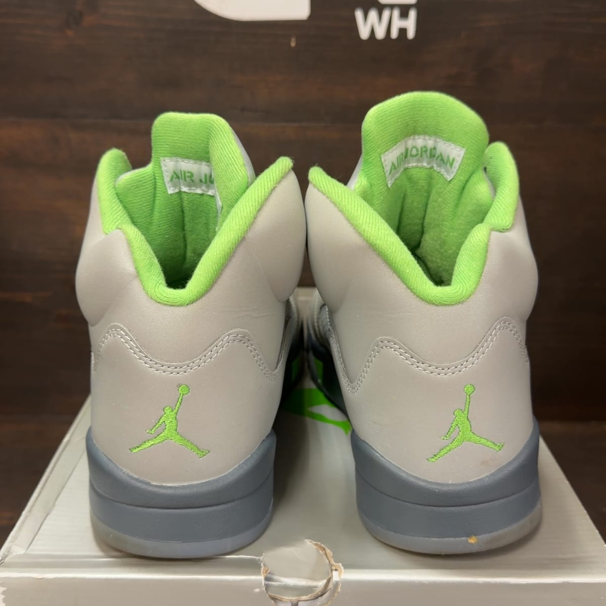 Jordan 5 Retro Green Bean (2022) Size 9 (Pre-Owned) - aux
