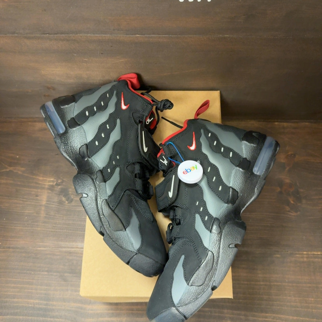 Nike Air DT Max '96 Falcons Size 12 (Pre-Owned) - Image 2