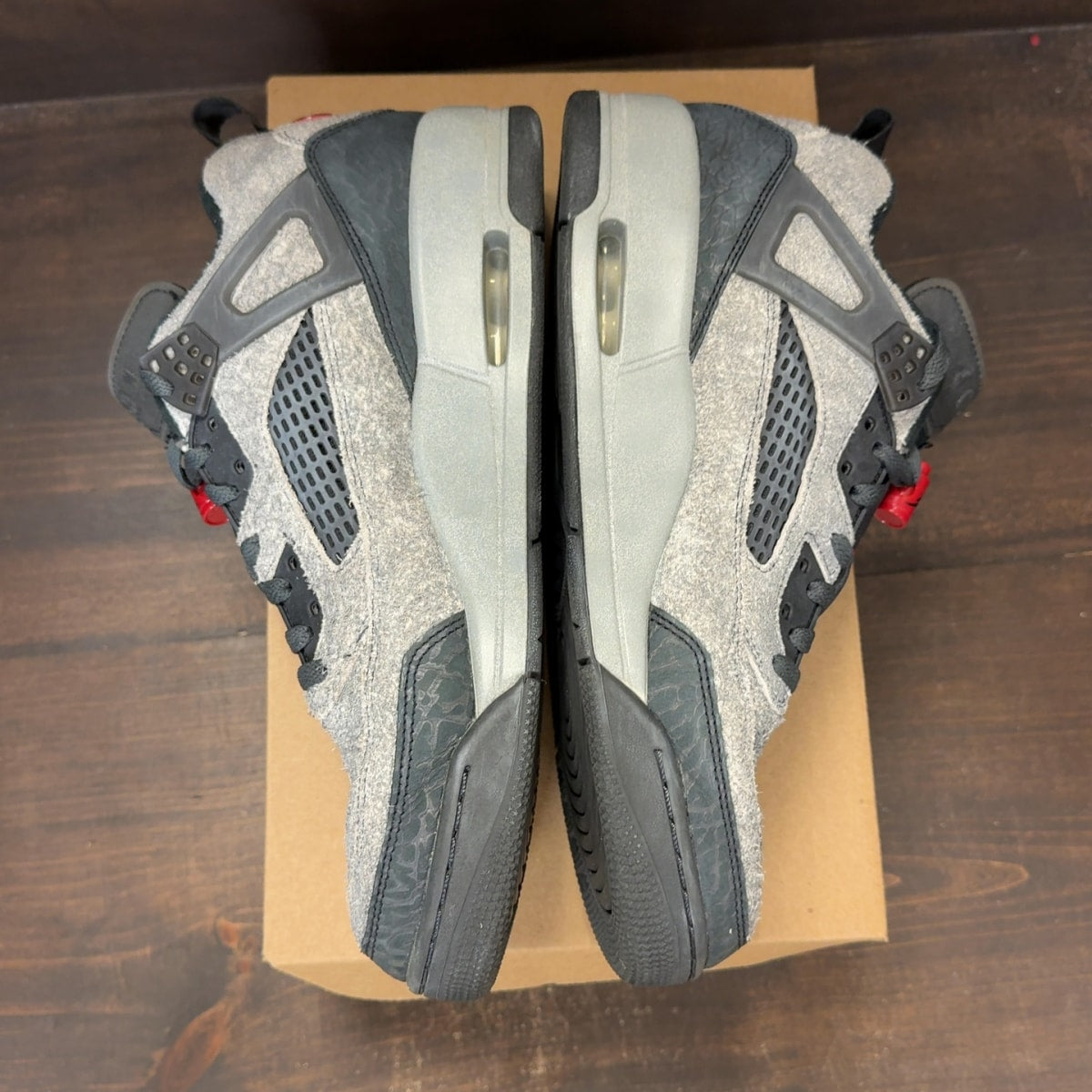 Jordan Spizike Low Anthracite Gym Red Size 11.5 (Pre-Owned) - Image 4