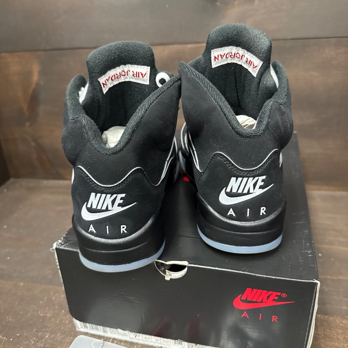 Jordan 5 Retro OG Black Metallic Reimagined Size 7.5 (Pre-Owned) - sole