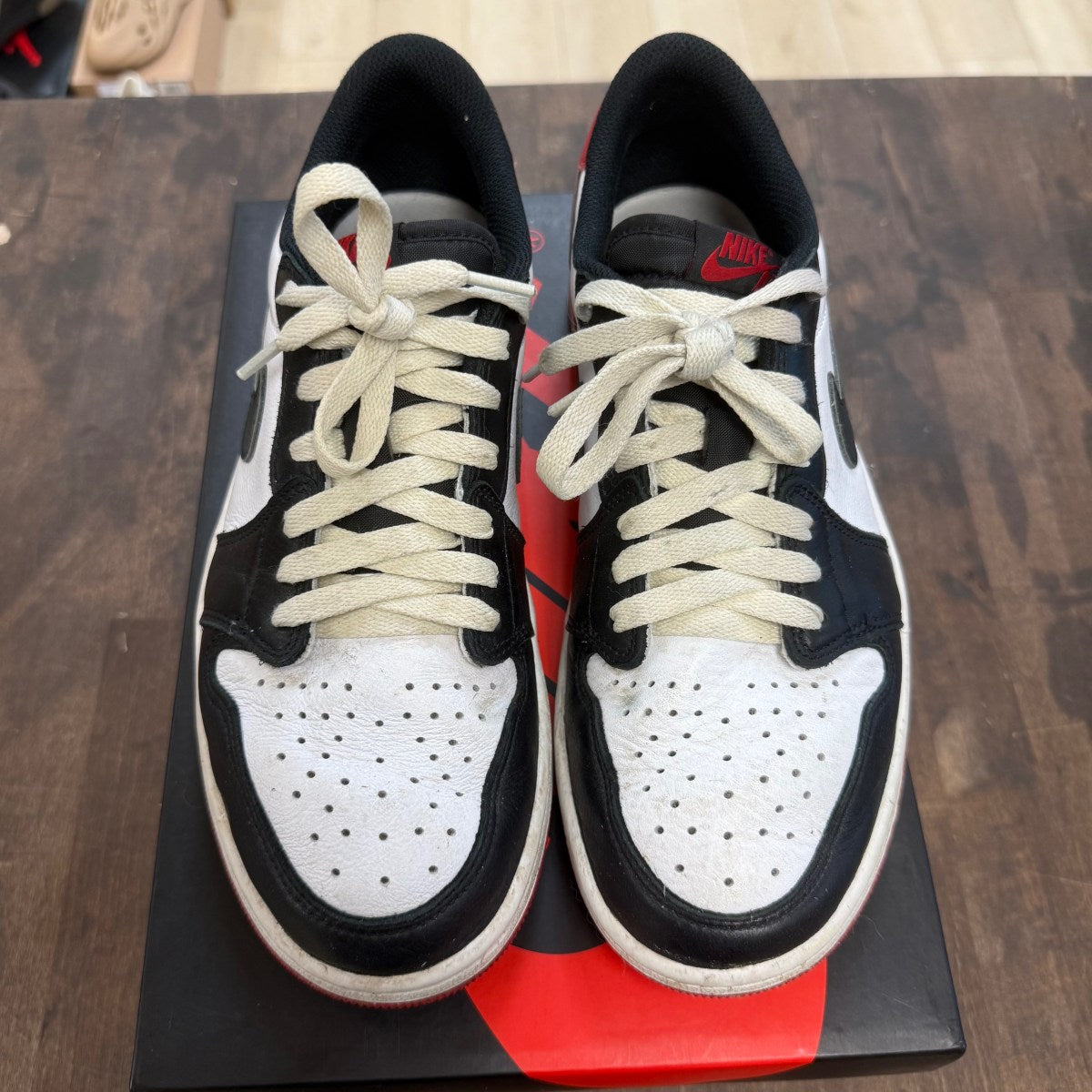 Jordan 1 Retro Low OG Black Toe (2023) - Image 2