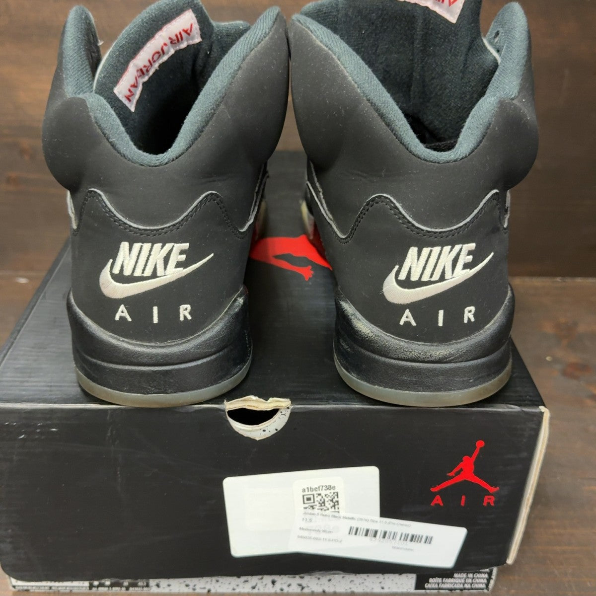 Jordan 5 Retro Black Metallic (2016) - Image 5