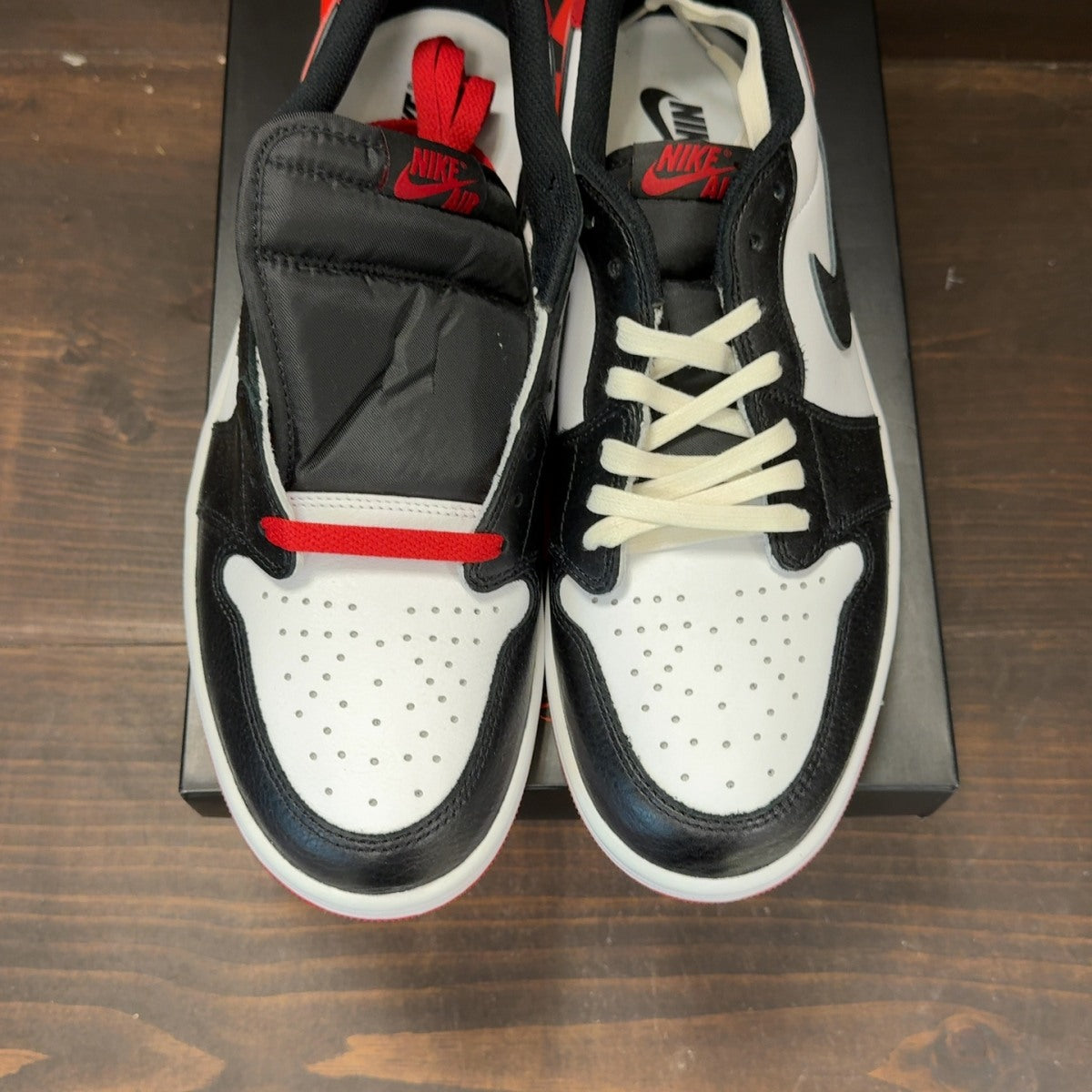 Jordan 1 Retro Low OG Black Toe (2023) - Image 3