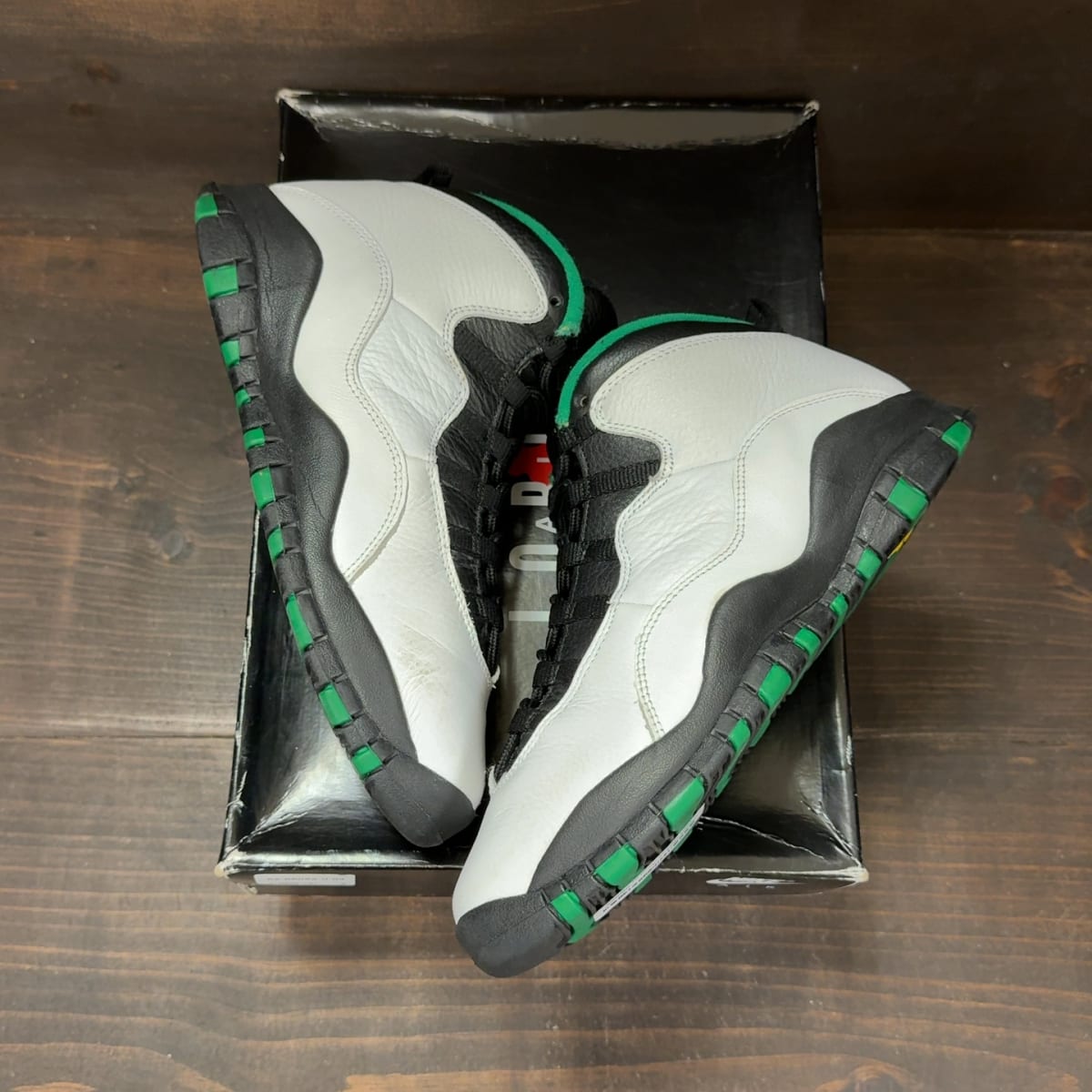Jordan 10 Retro Seattle (GS) Size 7Y (Pre-Owned) - back