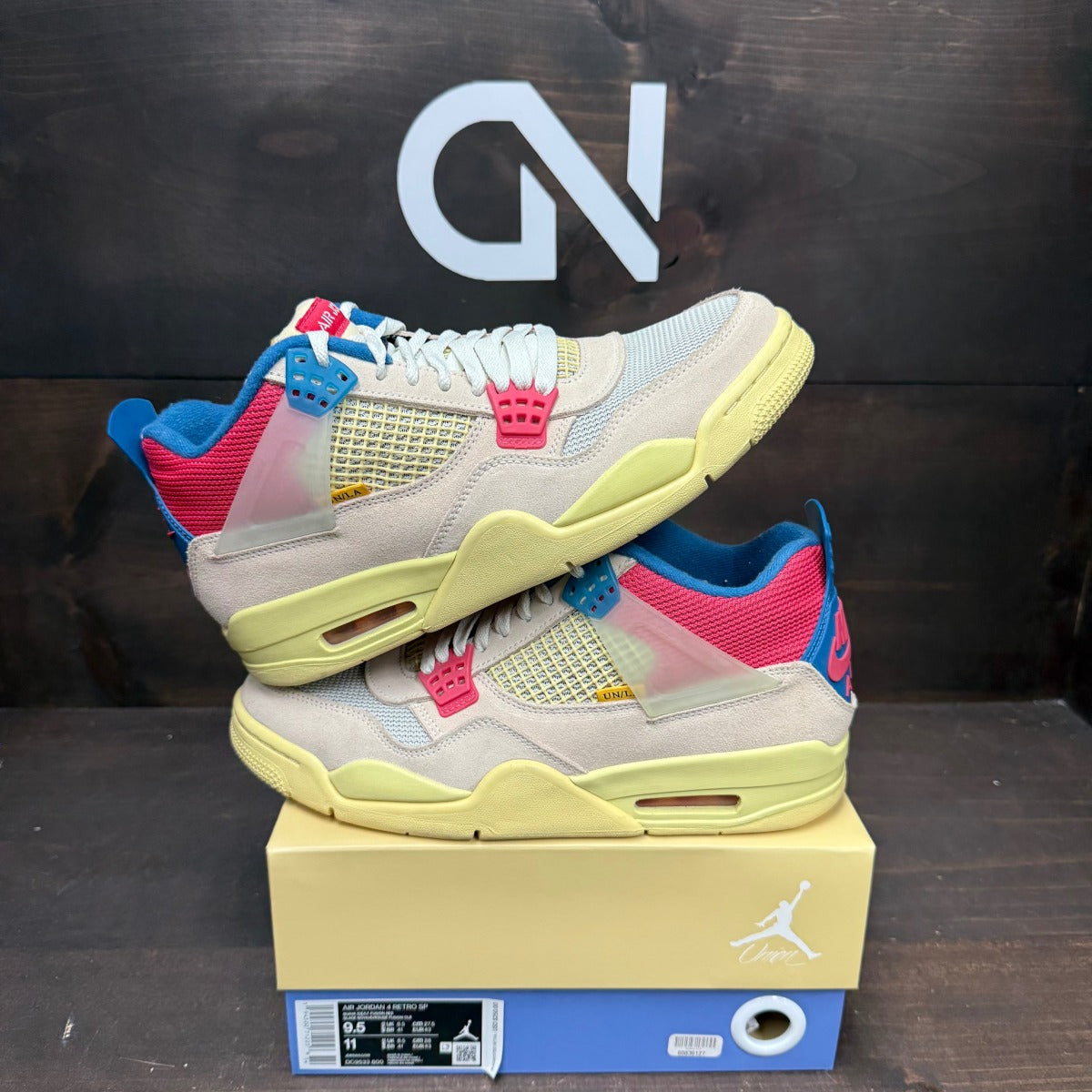 Jordan 4 Retro Union Guava Ice - Image 1